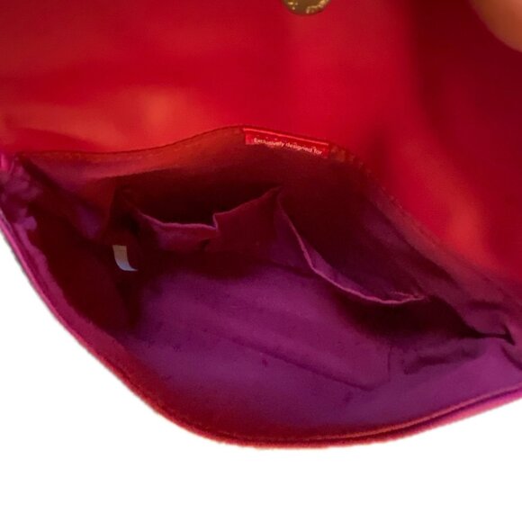 Salvatore Ferragamo Makeup Cosmetics Bag Fuscia Vegan Leather Snap Close Pockets - Picture 4 of 9